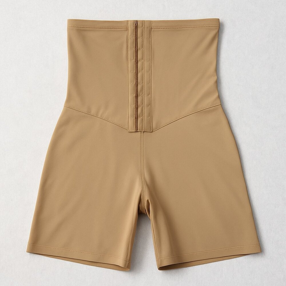Daisy Fuentes High Waist Shaping Shorts Nude Beige Hook & Eye Size L